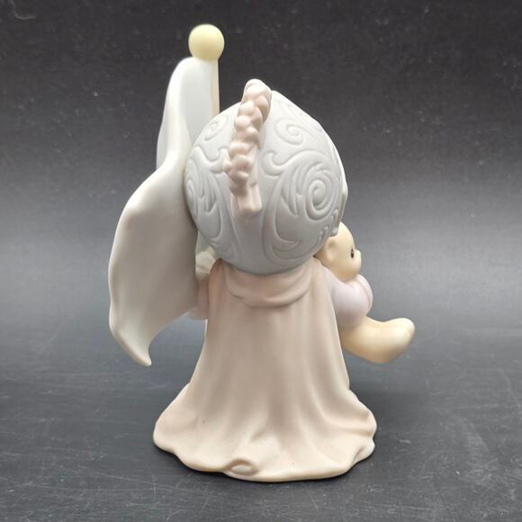 Precious Moments Knight Soldier Figurine 1992 This Land is Our Land - Picture 3 of 6